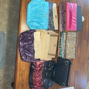 Miche interchangeable bags- huge lot of 21 shells and a new classic base bag.
